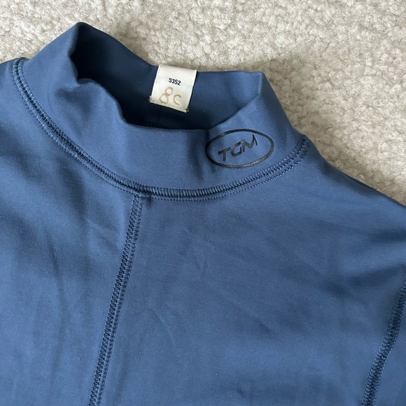 The Giving Movement Softskin100 Lot 2 Bodysuit Women’s Small EUC Sustainable - Picture 6 of 13